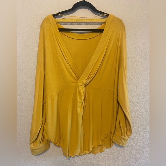 Free People Shimmy Shake Top Untamed Gold Small Long Sleeve Open Back Boho - Picture 5 of 10